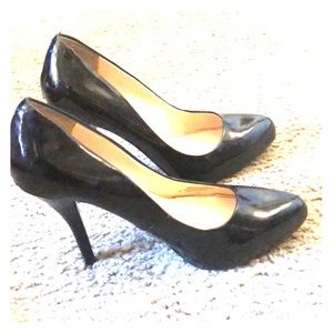 Audrey Brooke black pumps size 11M